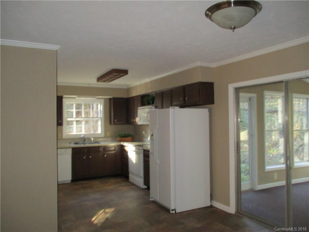 37 Auburndale Drive - Photo 7
