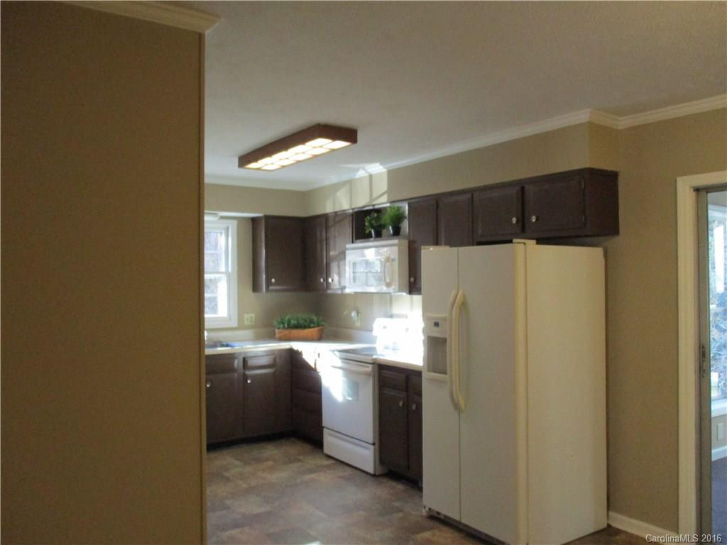 37 Auburndale Drive - Photo 8