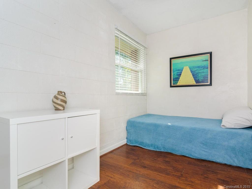8 Hickory Terrace - Photo 12
