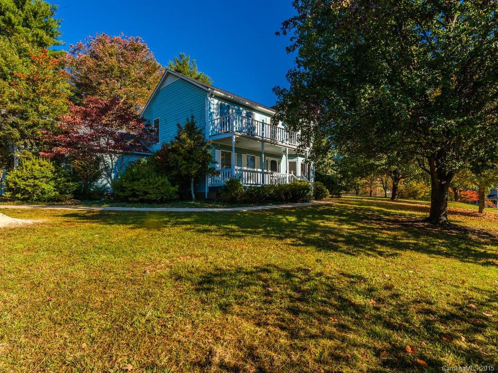 6 Hampton Drive - Photo 3