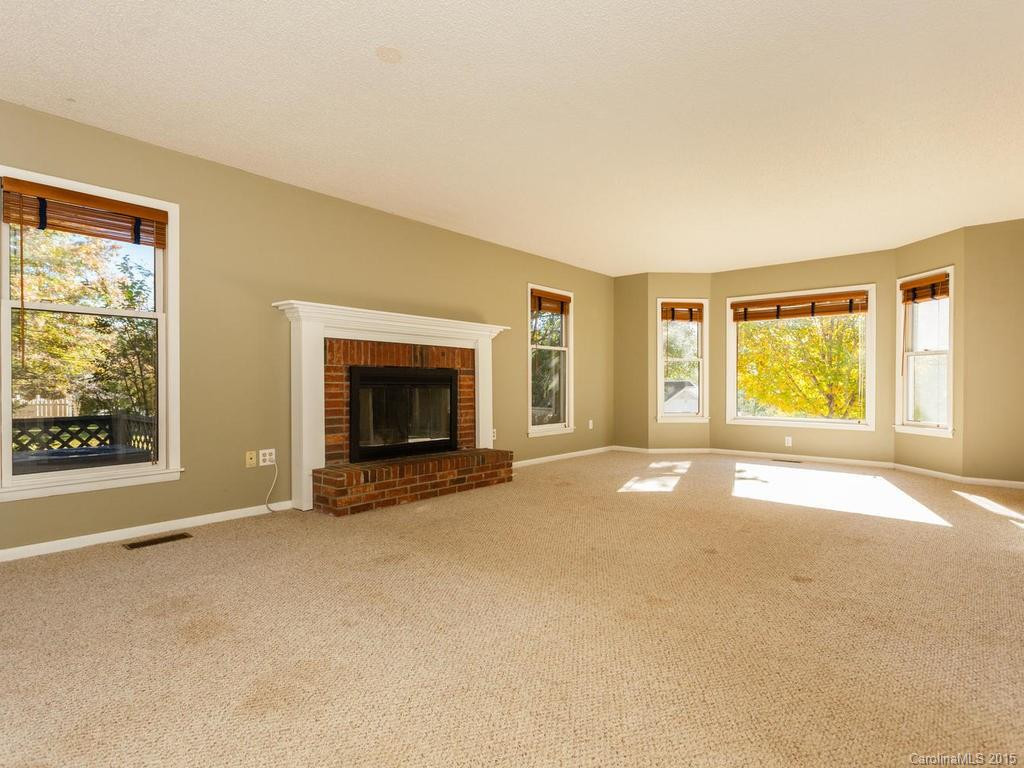 6 Hampton Drive - Photo 6