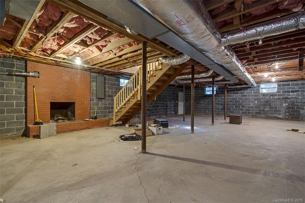 241 Deerwoode Lane #5 - Photo 13