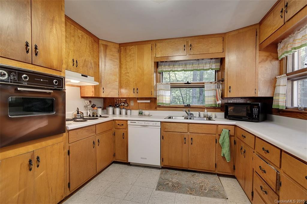 241 Deerwoode Lane #5 - Photo 4
