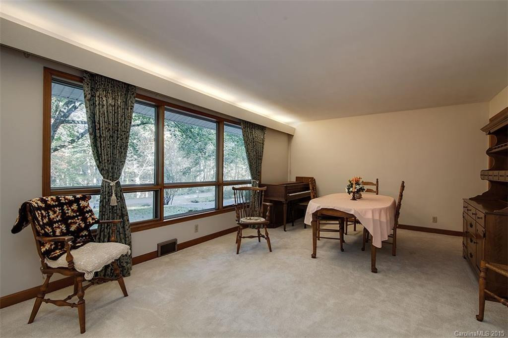 241 Deerwoode Lane #5 - Photo 5