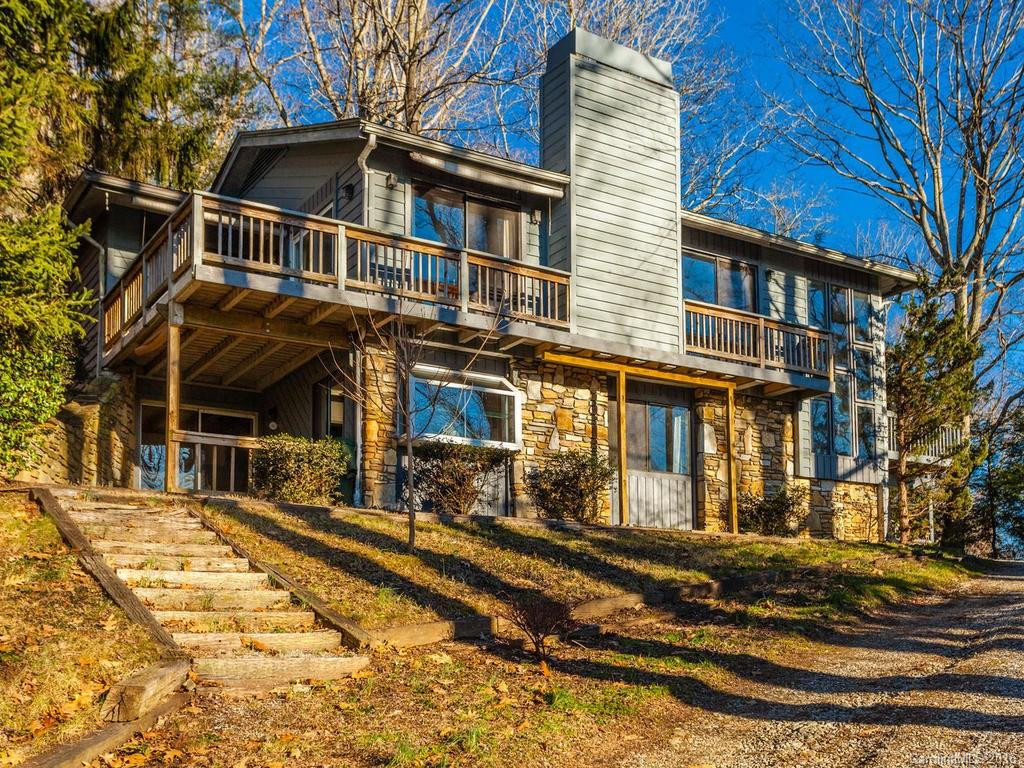 25 Rhododendron Drive