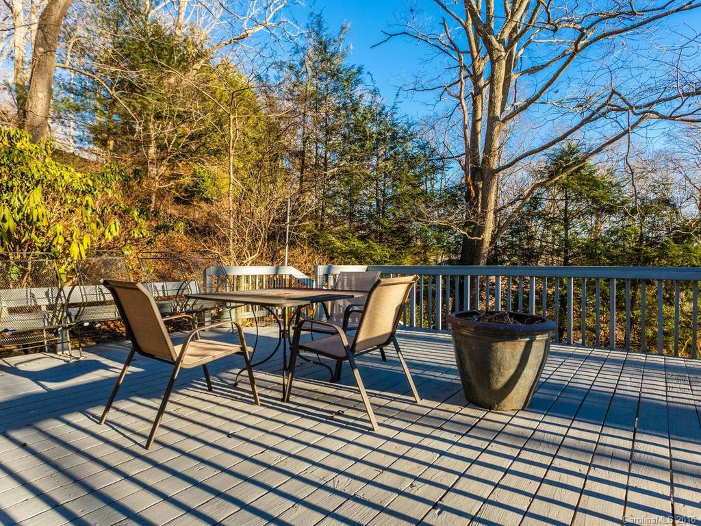 25 Rhododendron Drive - Photo 22