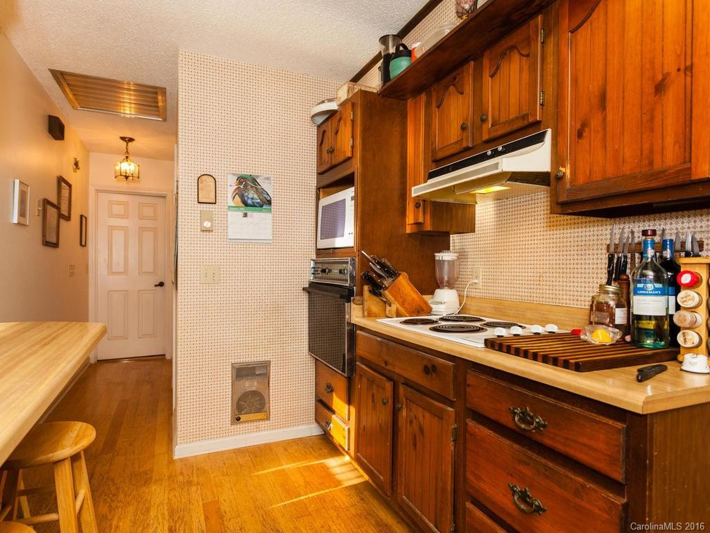 25 Rhododendron Drive - Photo 8