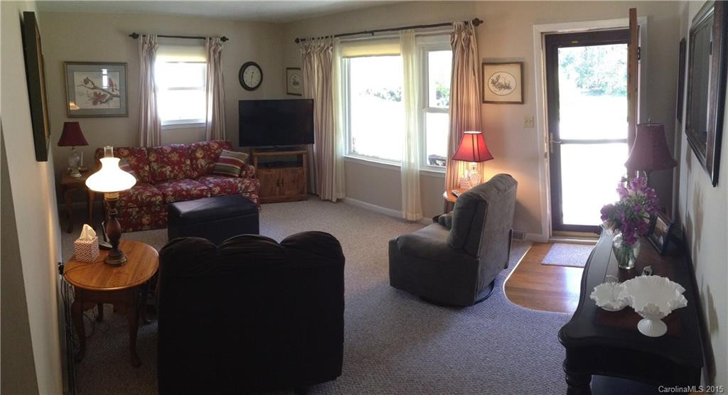 17 Sunset Drive - Photo 4
