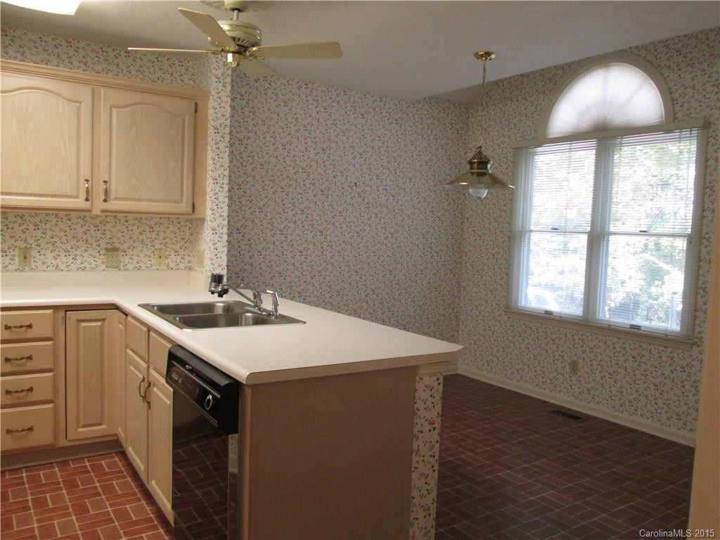 150 Governors Drive #53 - Photo 9