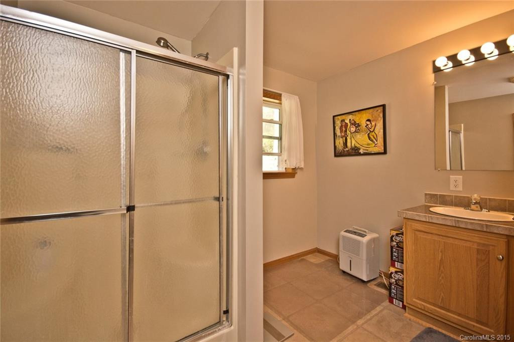 320 Martins Creek Road - Photo 18