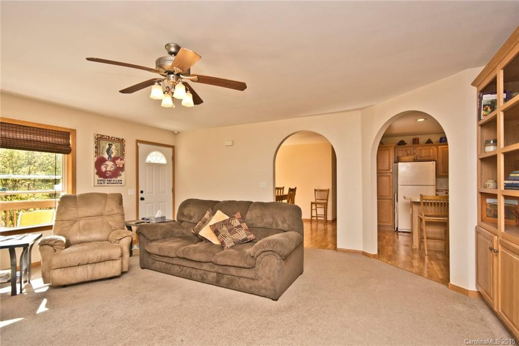 320 Martins Creek Road - Photo 7