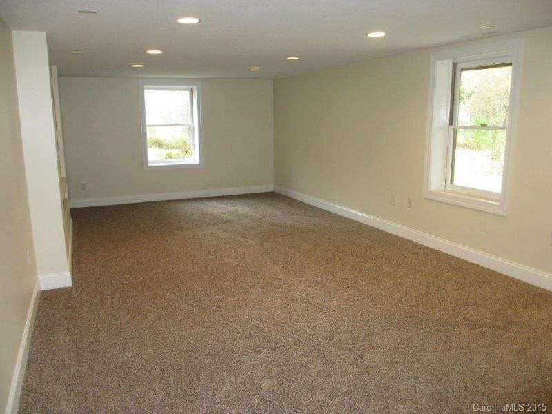211 White Pine Drive - Photo 16