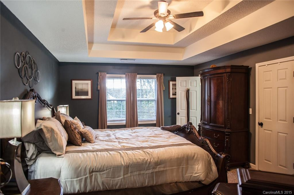 5 Westmont Drive - Photo 11