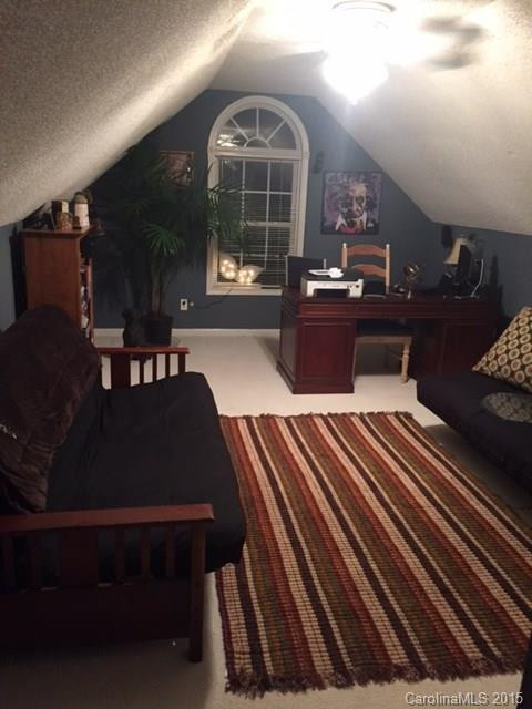 5 Westmont Drive - Photo 13