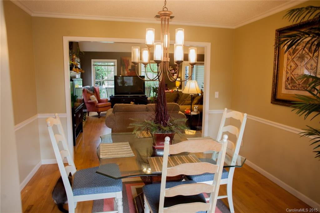 5 Westmont Drive - Photo 7