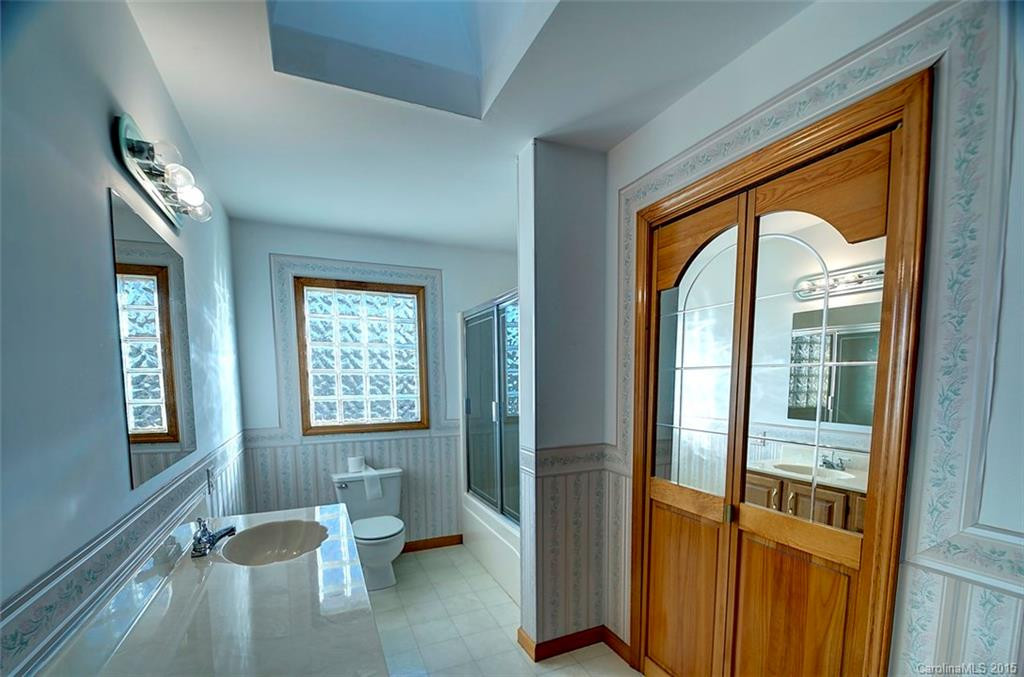 1335 Rabbithop Road - Photo 11