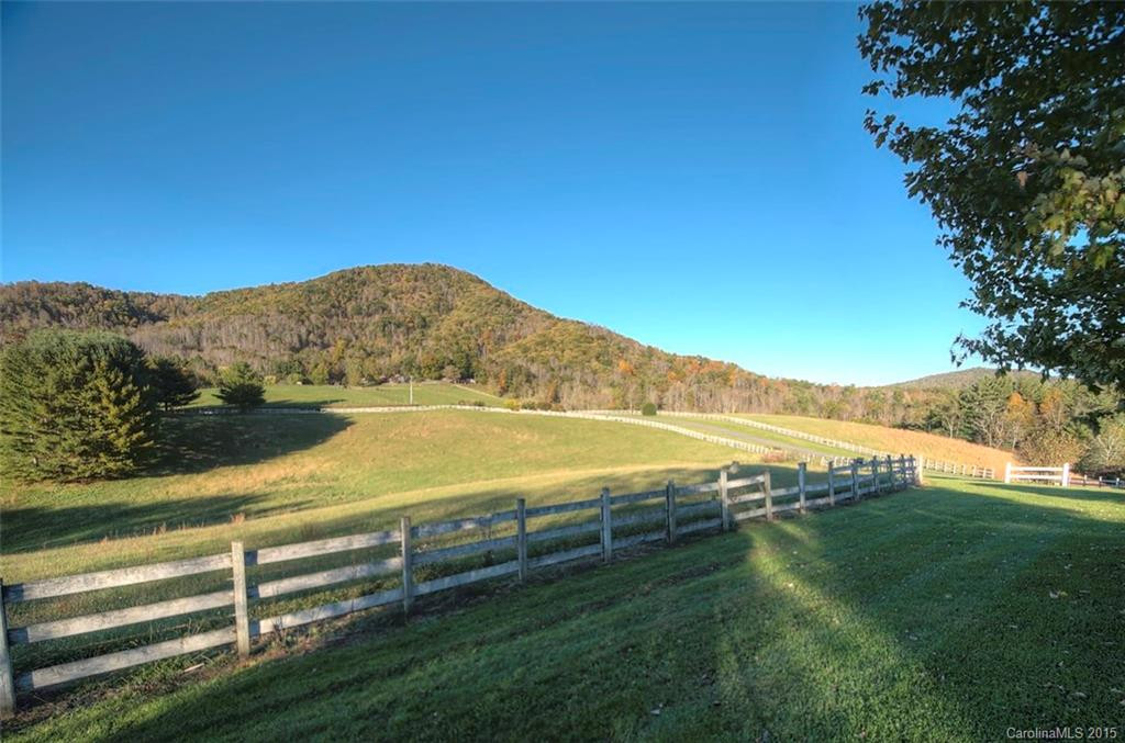 1335 Rabbithop Road - Photo 17