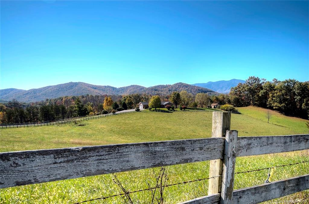 1335 Rabbithop Road - Photo 20