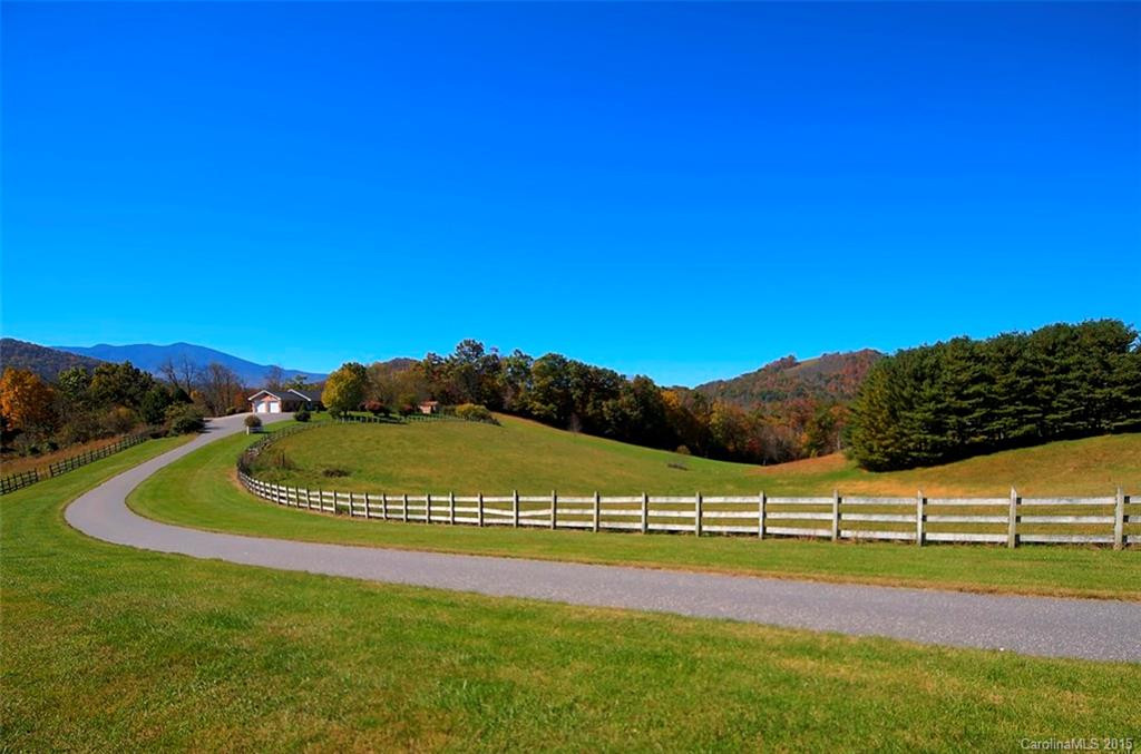 1335 Rabbithop Road - Photo 4