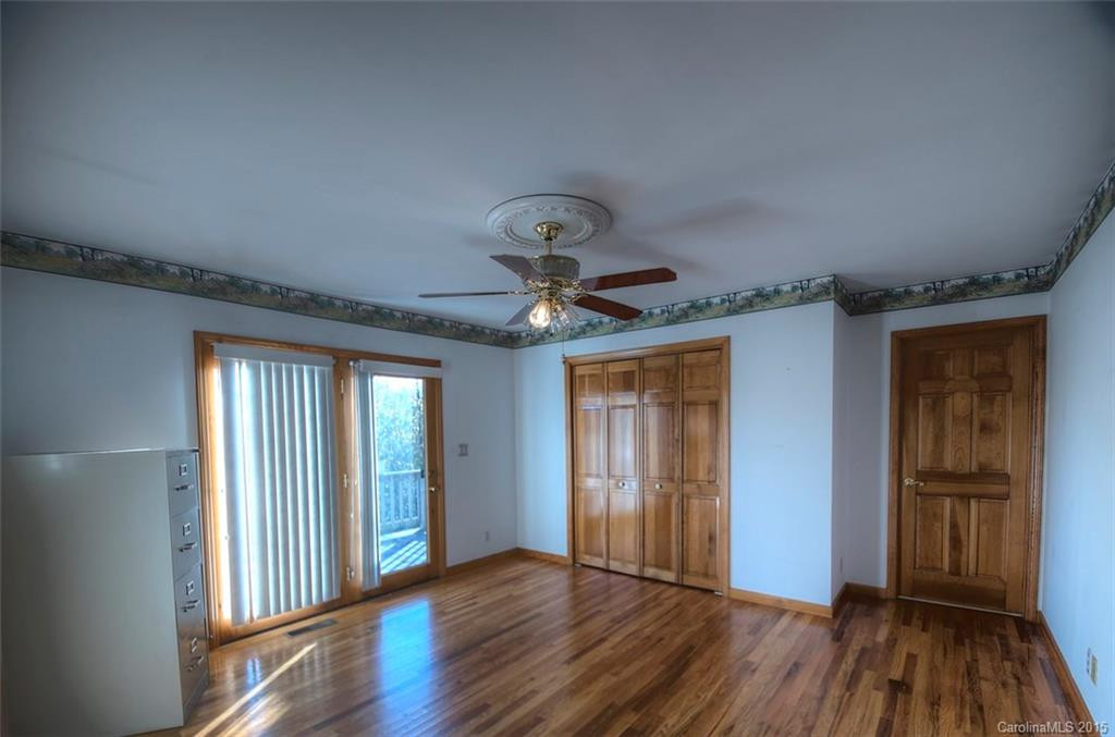 1335 Rabbithop Road - Photo 9