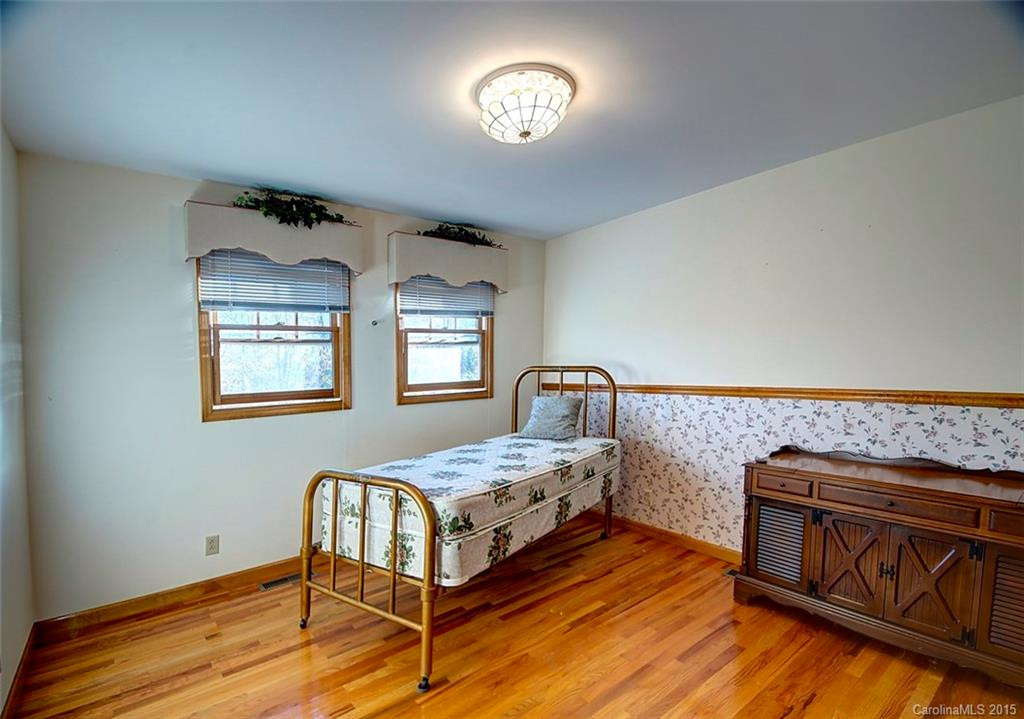 1335 Rabbithop Road - Photo 10