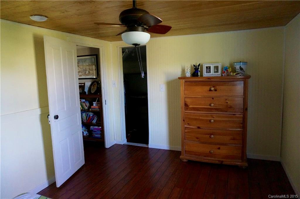 264 Red Hill Drive - Photo 10
