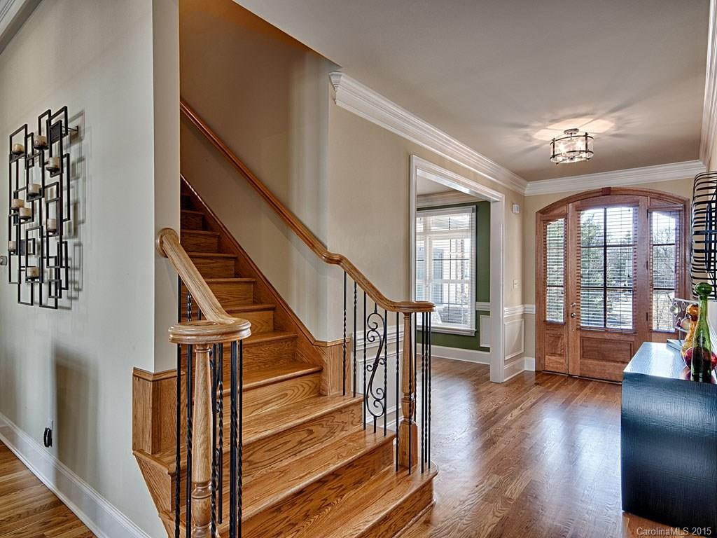 15 King View Drive - Photo 2