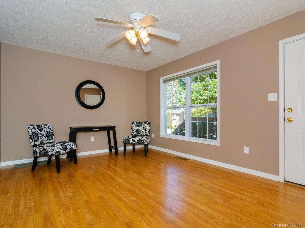 16 White Pine Circle - Photo 8