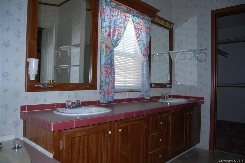 233 Fountain Way - Photo 12