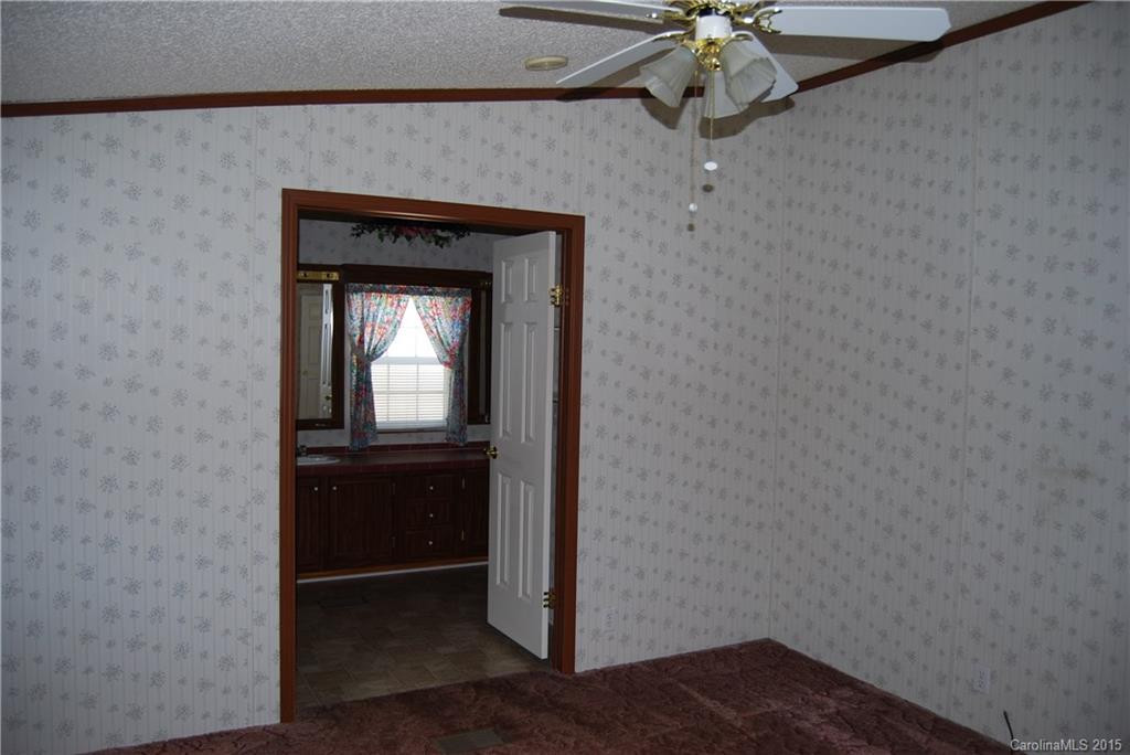 233 Fountain Way - Photo 15