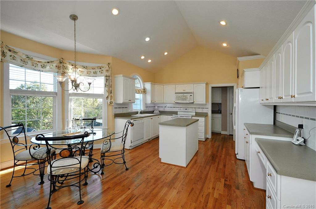 106 Dutchman Lane #106 - Photo 8