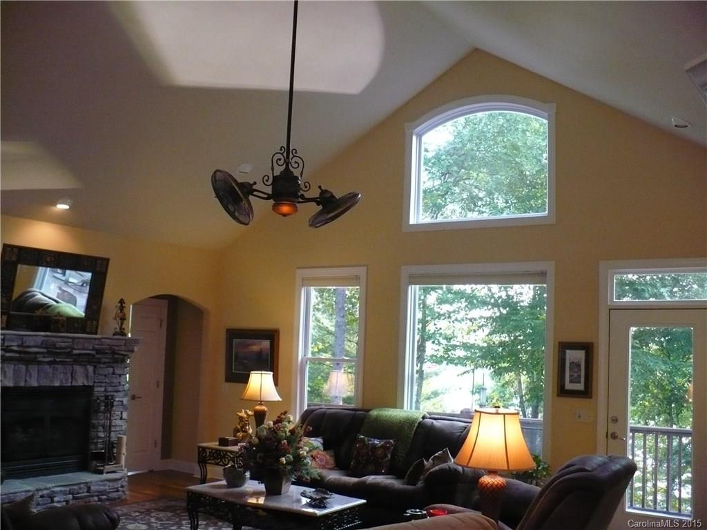 221 Ridge Top Drive - Photo 5