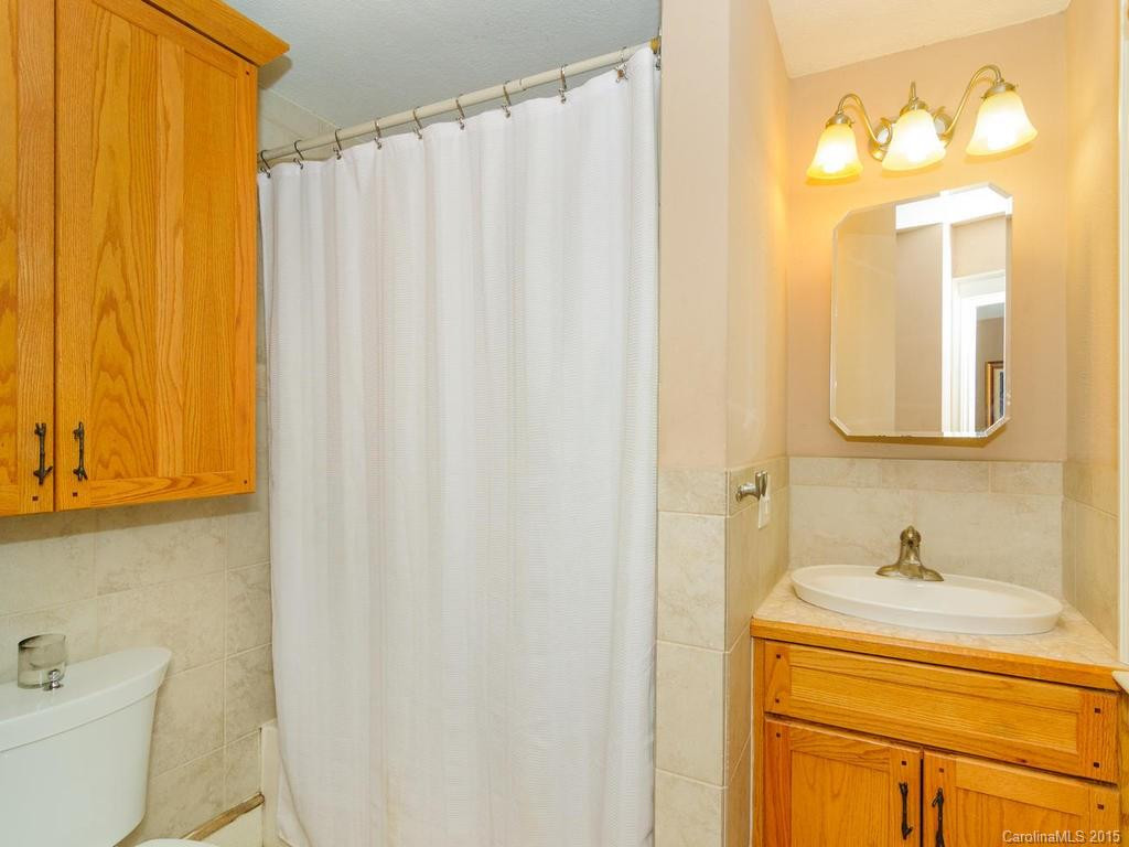68 Gracelyn Road - Photo 14