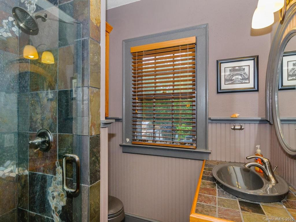 68 Gracelyn Road - Photo 20