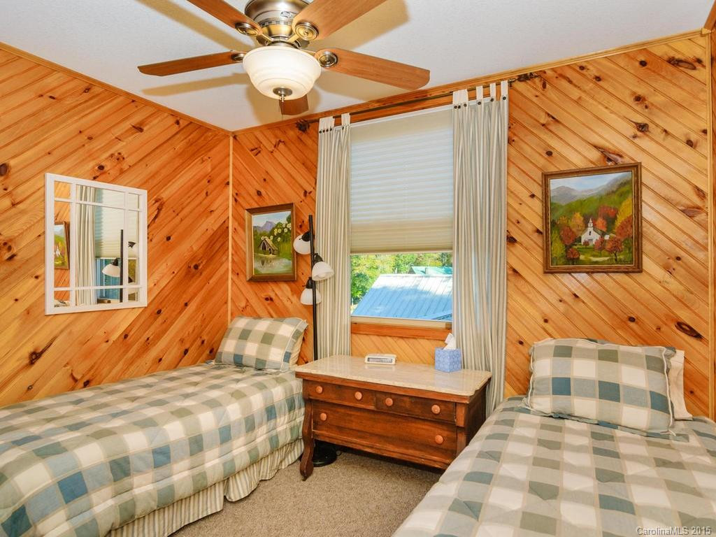 372 Valle Drive - Photo 14