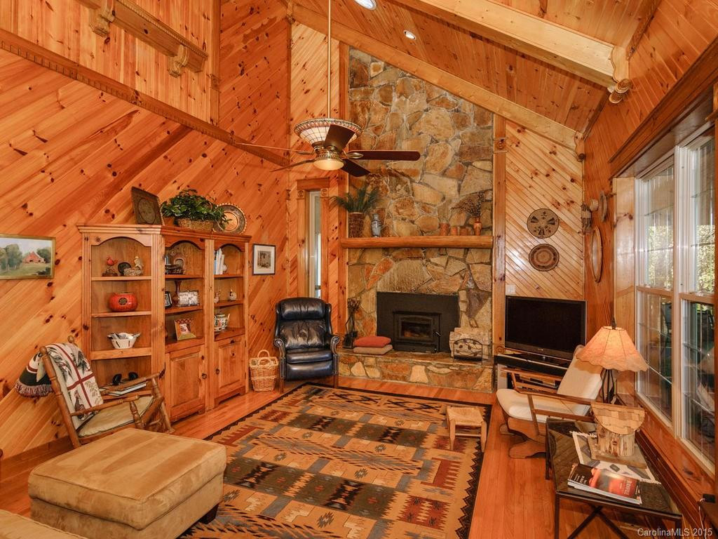 372 Valle Drive - Photo 5