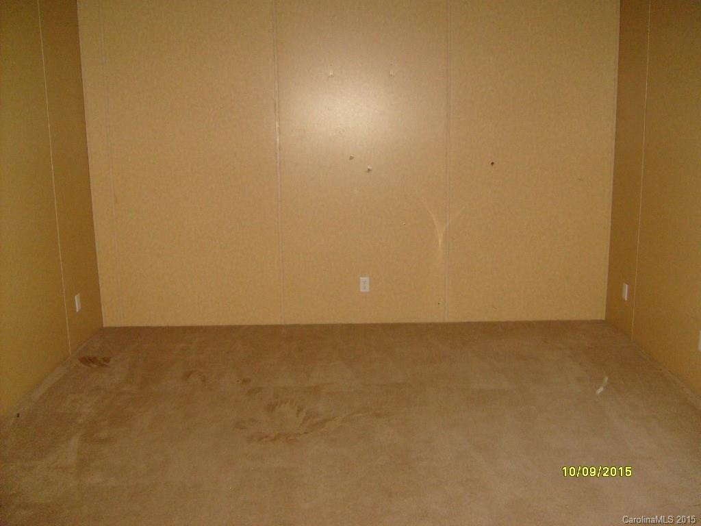 9467 Pleasant Court - Photo 7