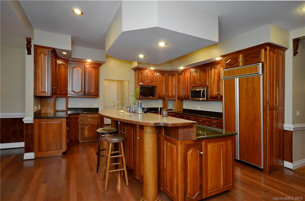 100 Perry Place - Photo 11
