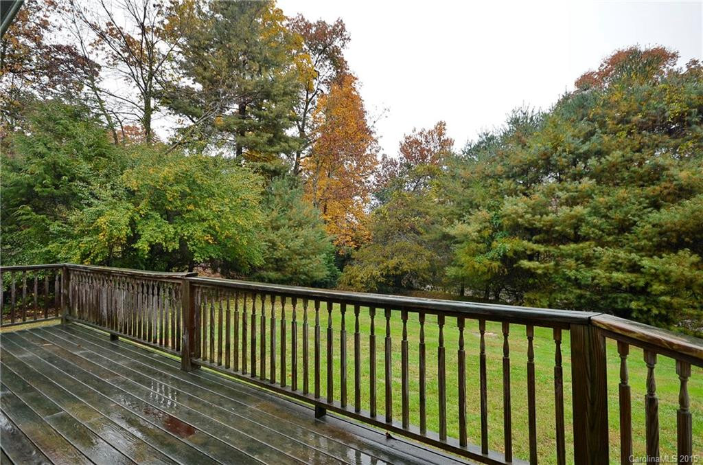 100 Perry Place - Photo 24