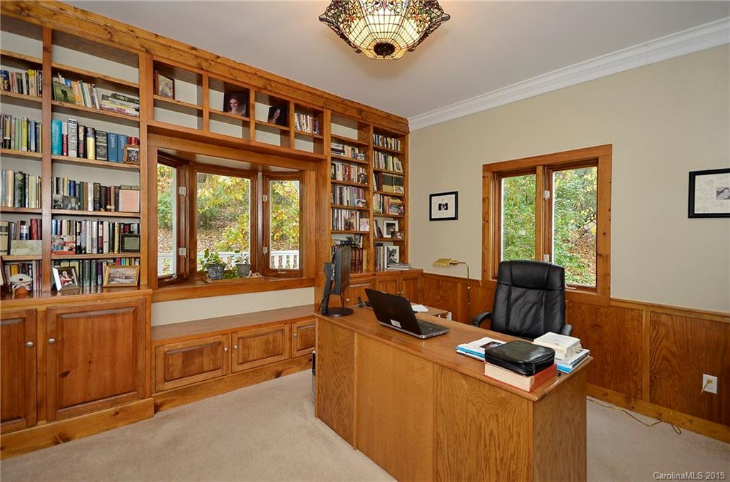 100 Perry Place - Photo 6