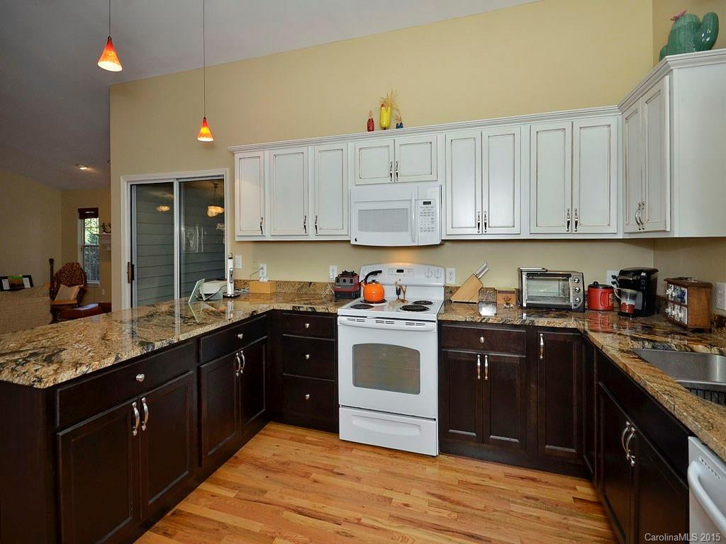2725 Kalmia Lane - Photo 8