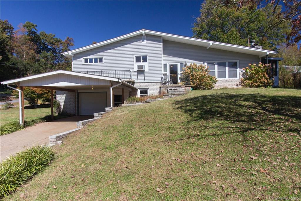 21 Club Knoll Avenue