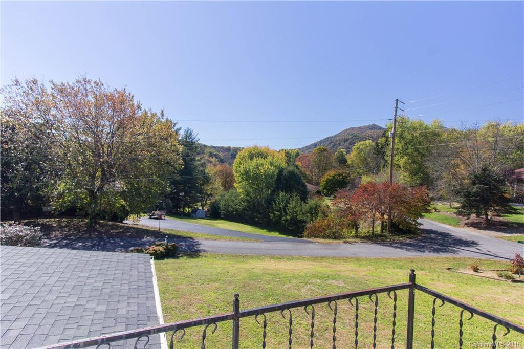21 Club Knoll Avenue - Photo 18