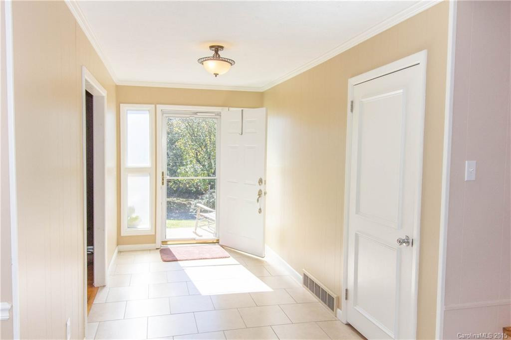 21 Club Knoll Avenue - Photo 4