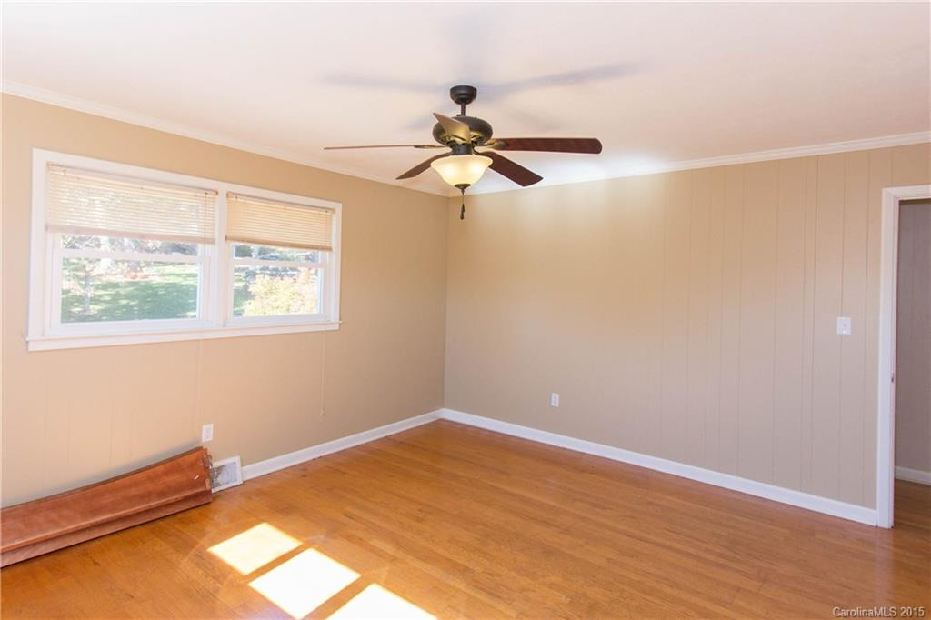 21 Club Knoll Avenue - Photo 6