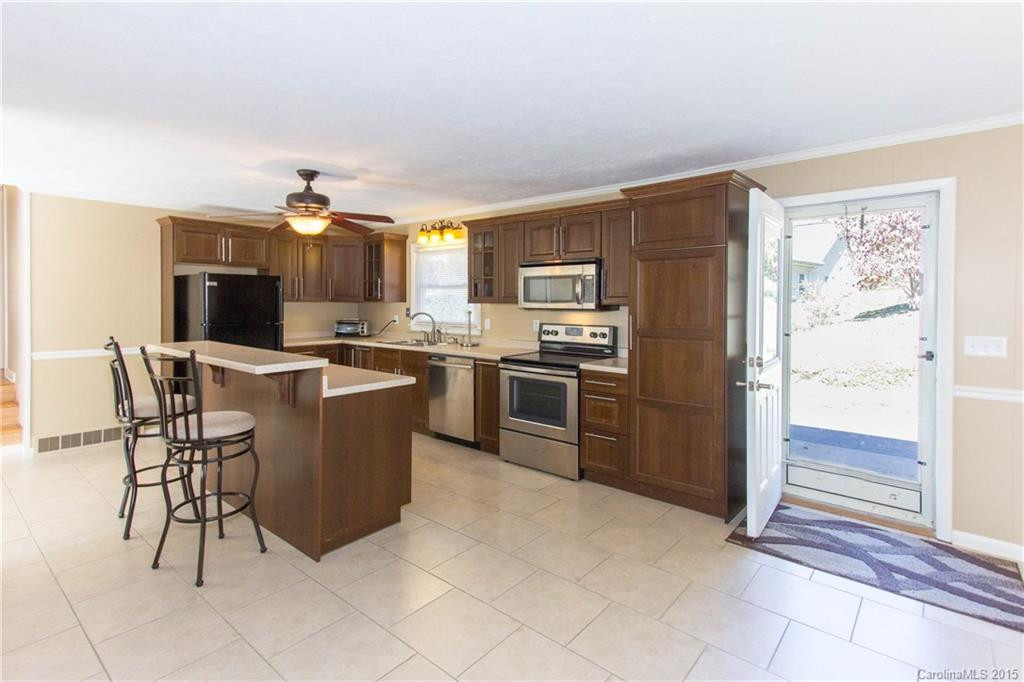 21 Club Knoll Avenue - Photo 7