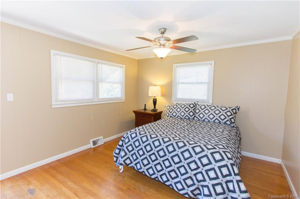 21 Club Knoll Avenue - Photo 10