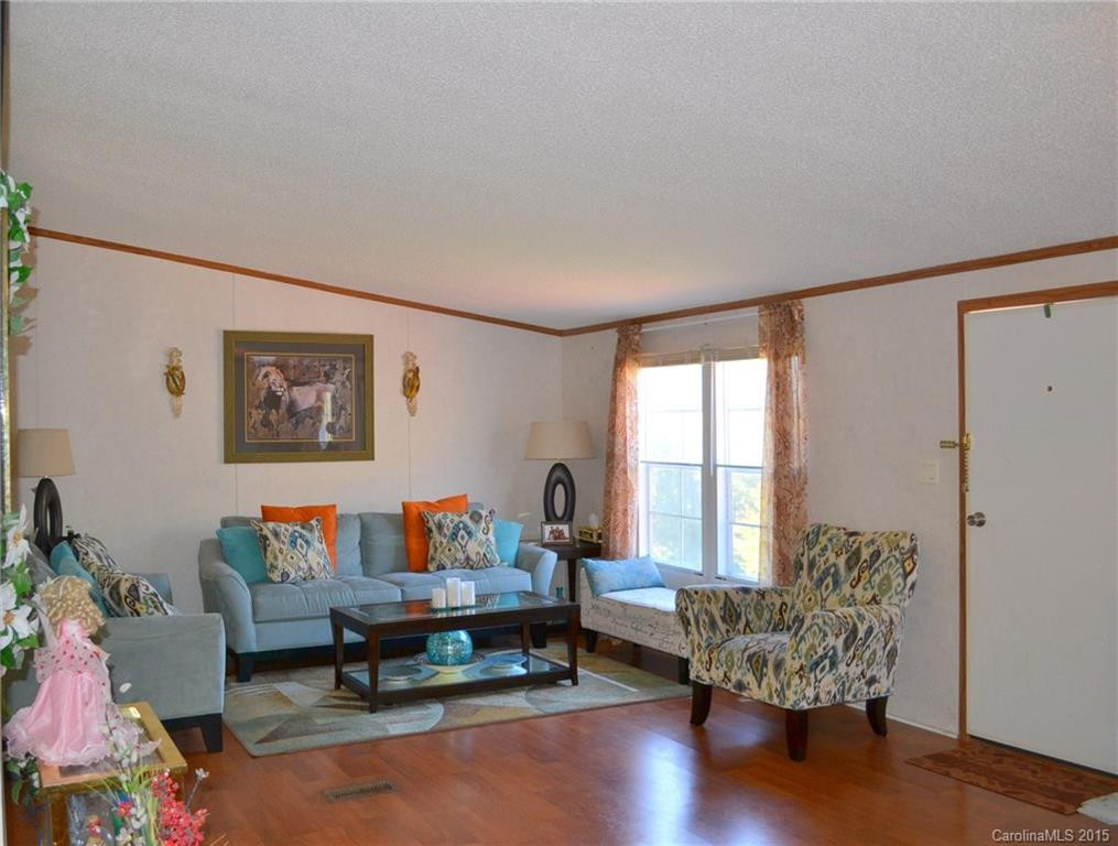 7 Hidden Meadow Drive - Photo 3