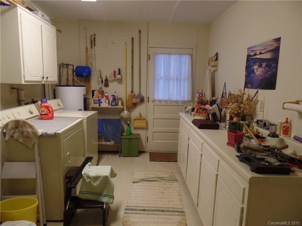 240 Sherwood Lane - Photo 13