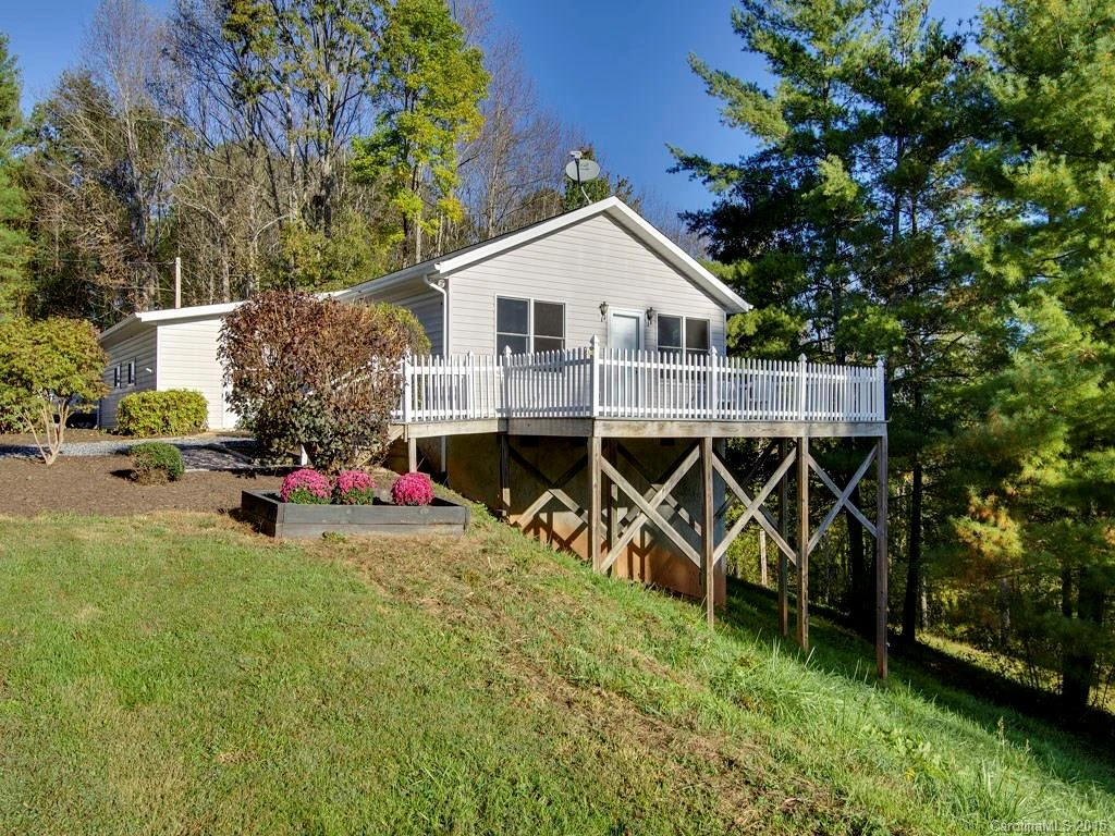 1219 Alexander Road